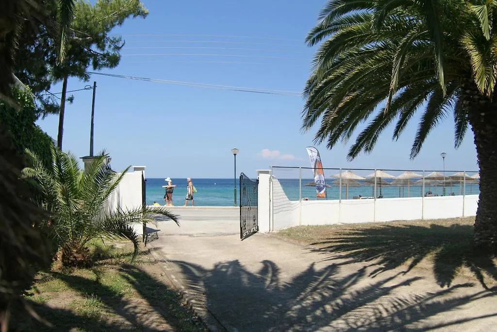 Villa Paradiso Neos Marmaras 0*,